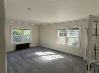 6402 Phinney Ave N, Seattle, WA 98103