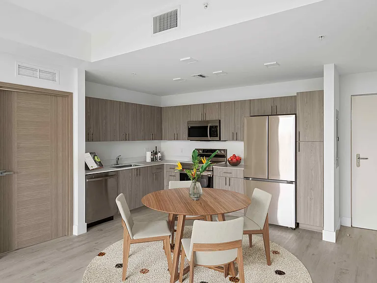 1601 Coral Gate — Photo 14