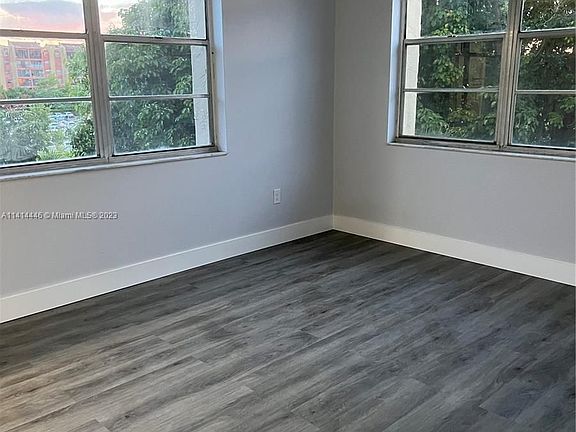 5th image of 9320 Fontainebleau Blvd APT 414