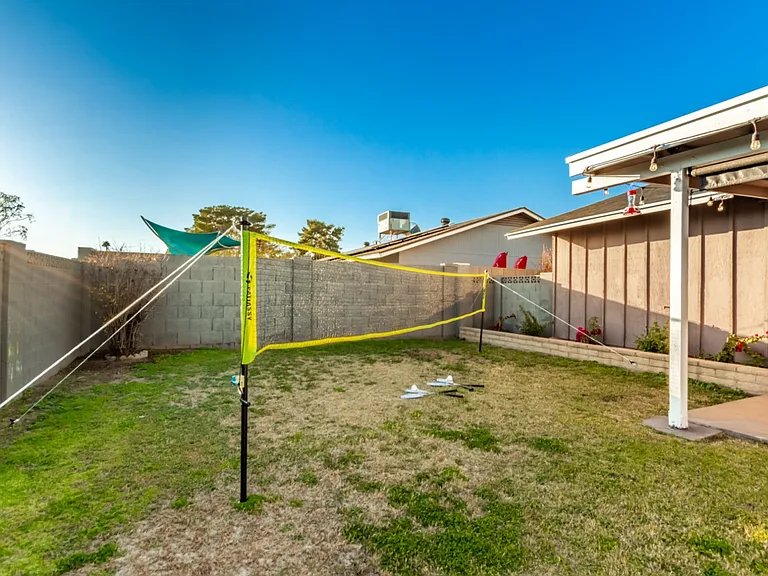 1645 E Manhatton Dr — Photo 41