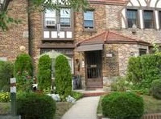 6729 Ingram St, Forest Hills, NY 11375