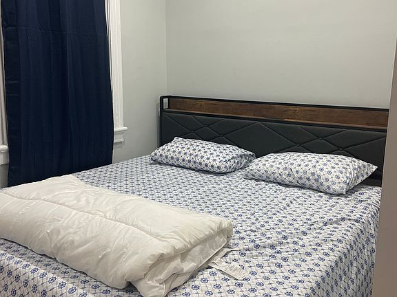 2nd image of 17 Minerva St #2B