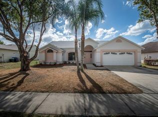 1621 Sand Hollow Ln, Valrico, FL 33594