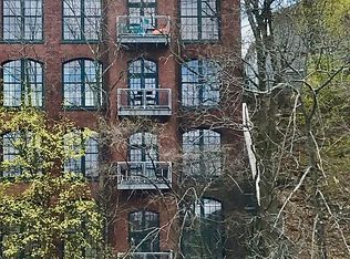 10 Exchange Ct APT 409, Pawtucket, RI 02860