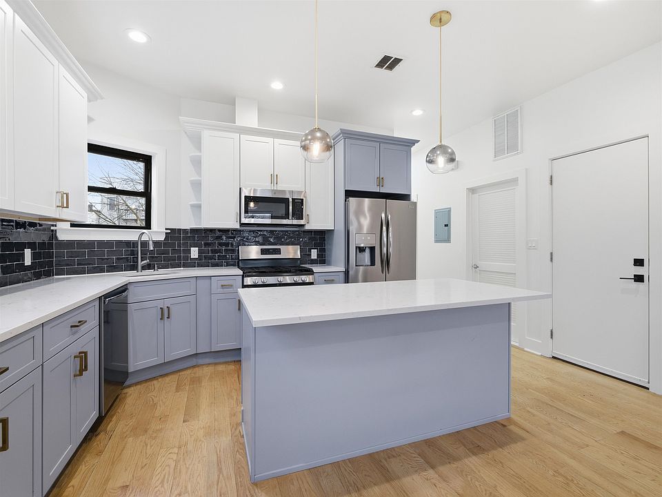 1st image of 32 Charles St #201