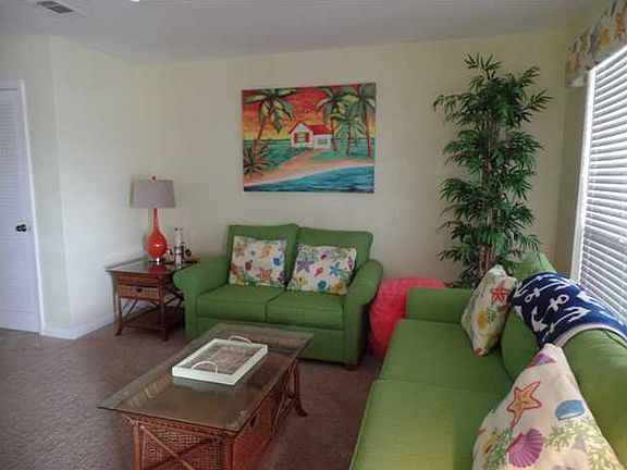 3rd image of 903 NW Avenue A Unit 10