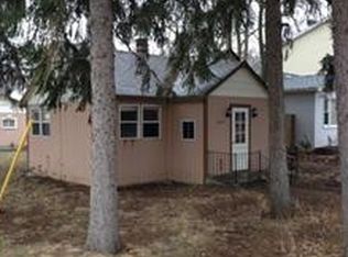 1231 N Channel Dr, Round Lake Beach, IL 60073