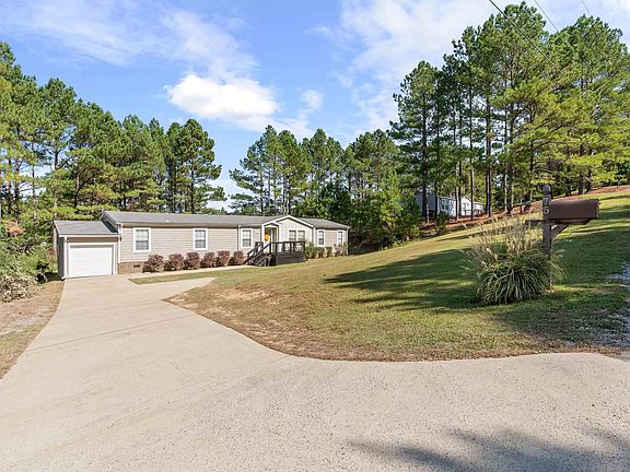 4th image of 75 Brookwood Ct