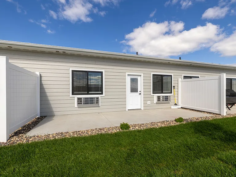 1197 Liberty Dr — Photo 37