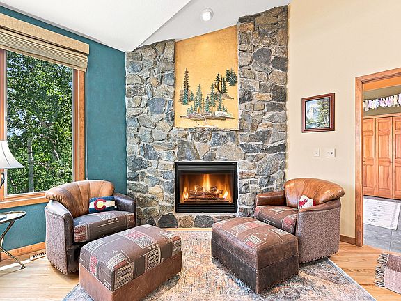 2nd image of 551 Aspen Dr