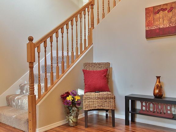 5th image of 6517 54th Ave NW