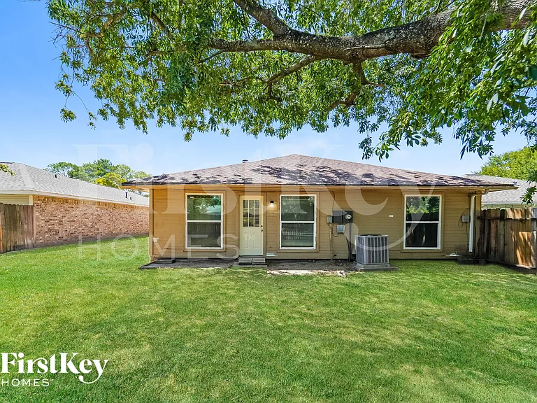6615 Navidad Rd — Photo 15