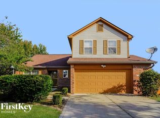 1262 Avalon Cir, Greenwood, IN