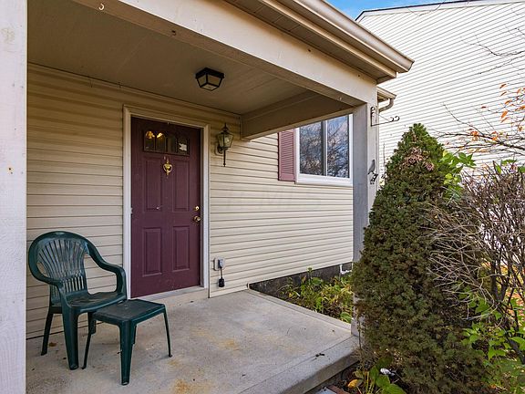 2nd image of 2348 Maribeth Pl