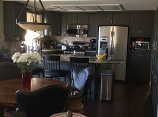 3734 Felsite Ave, Rosamond, CA 93560