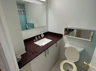 28 Wellesley St E #418, Toronto, ON M4Y0C4