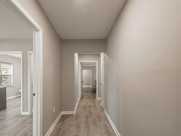 2201 Badger Ln — Photo 23
