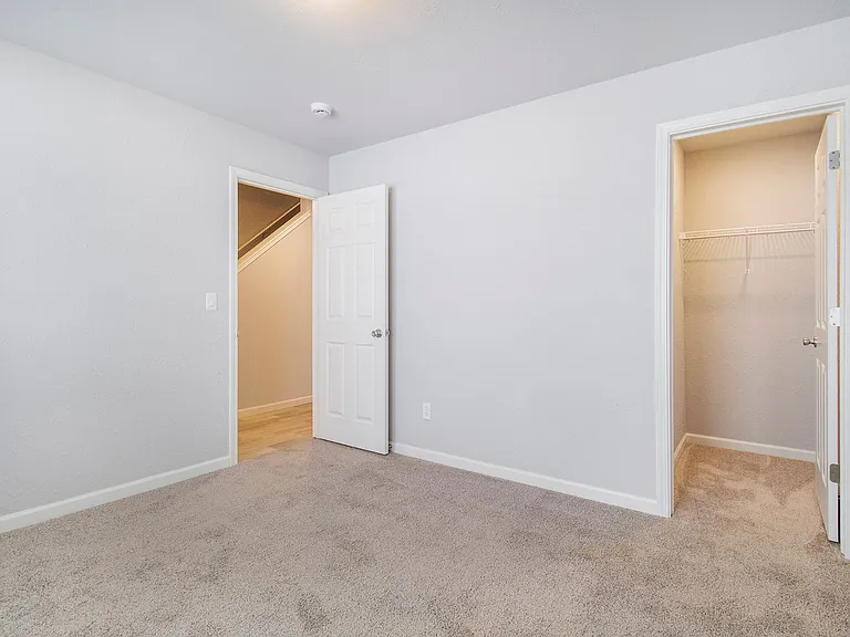 1257 Baker St — Photo 11