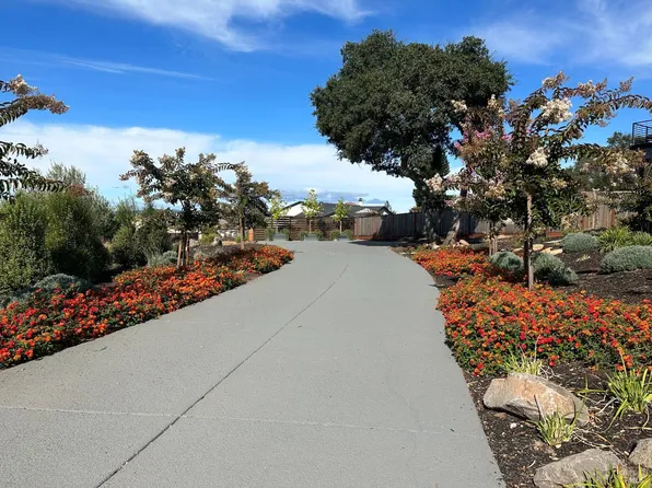 3725 Stanhope Court, Santa Rosa, CA 95404