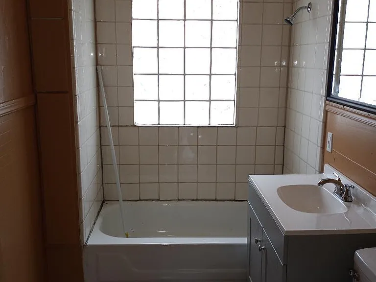 1432 N Boston Pl — Photo 4