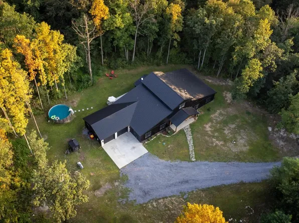 180 Gutshall Rd, Shippensburg, PA 17257