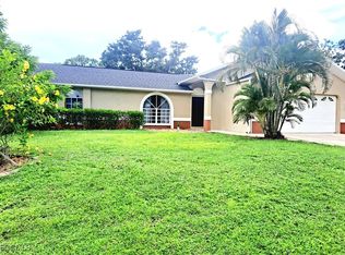 18213 Apple Rd, Fort Myers, FL 33967