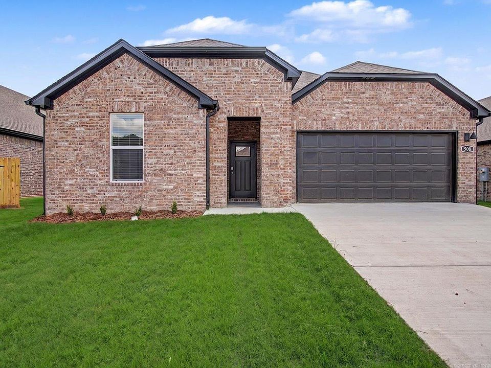 1st image of 105 Molly Ln