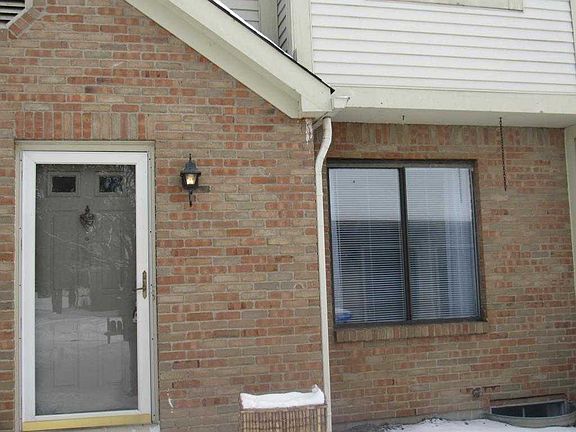 2nd image of 8436 Cliffthorne Way
