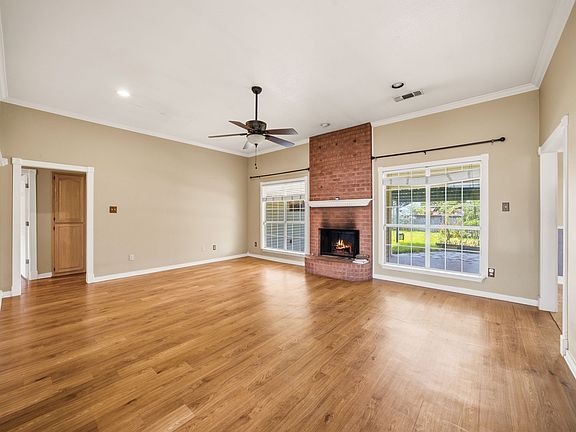 4th image of 4016 Ovilla Rd