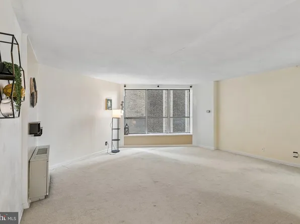 226 W Rittenhouse Sq APT 1702, Philadelphia, PA 19103