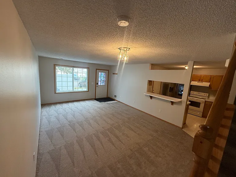 14748 Excelsior Ln — Photo 15