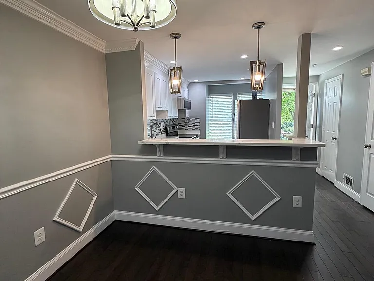 3423 Lindenwood Dr — Photo 3