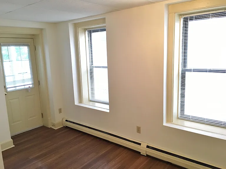 610 Union St #104 — Photo 17