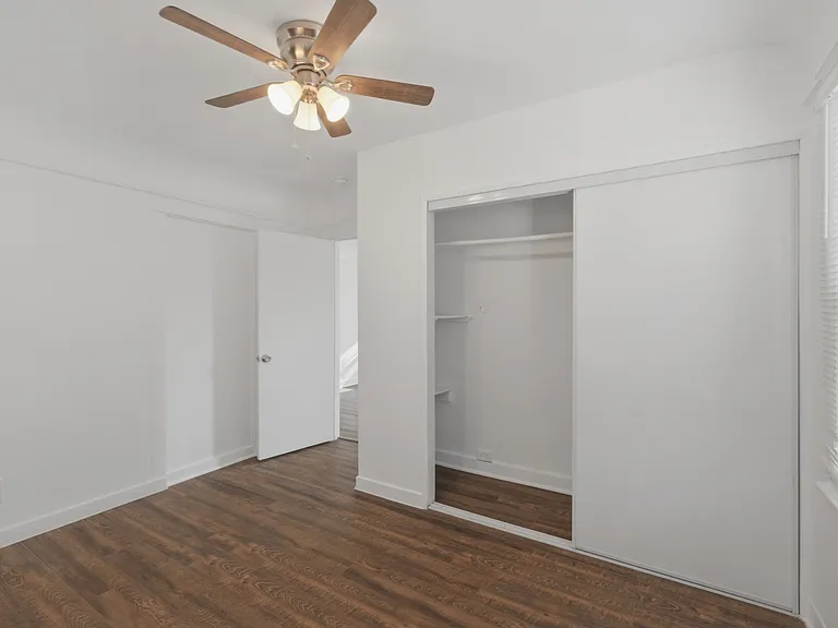 322 W 79th St — Photo 12