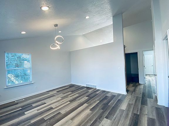 4th image of 3950 Davencourt Loop #141