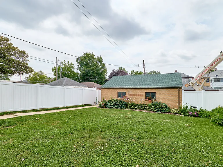 6238 Loran Ave — Photo 18