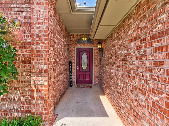 3rd image of 1512 Kestrel Ct