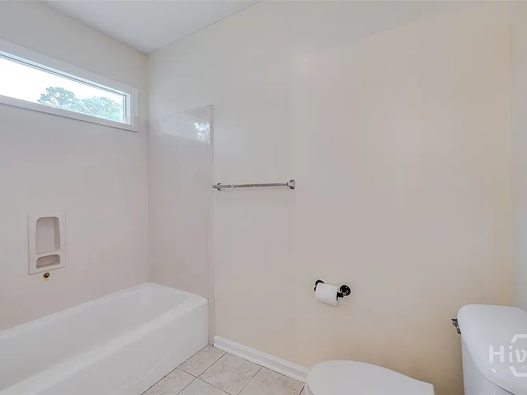 114 Red Bluff Cir — Photo 16