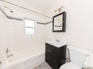 3818 N Greenview Ave, Chicago, IL 60613