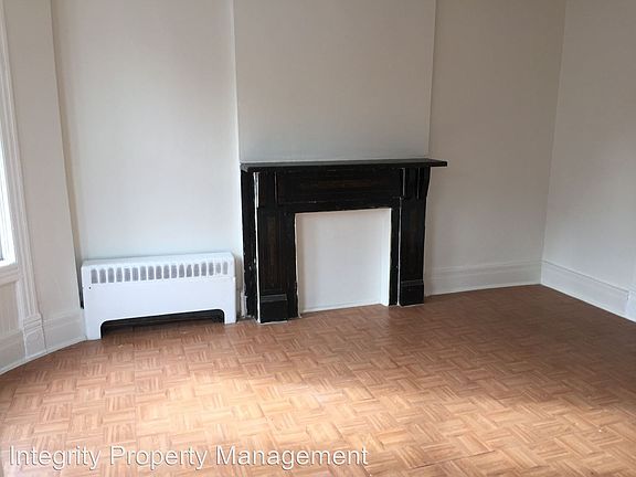 3rd image of 24 Benkard Ave