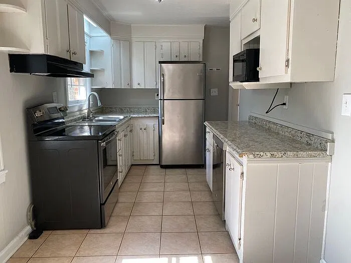 4 bed, 1.5 bath, 1846 sqft, $1,795 — Photo 3