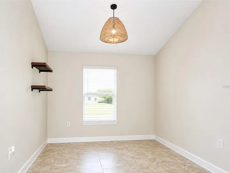 2172 Lake Side Ave — Photo 6