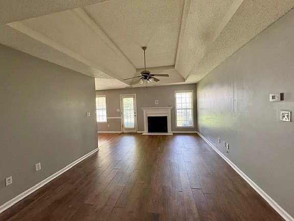2nd image of 125 Hatchbend Ct