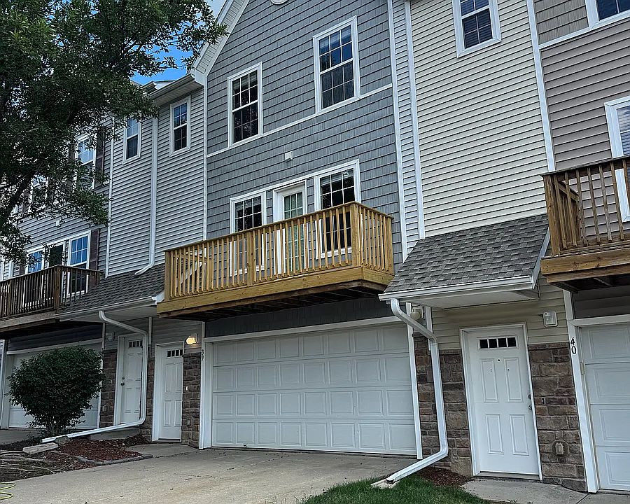 1st image of 2150 NE 18th St Unit 34