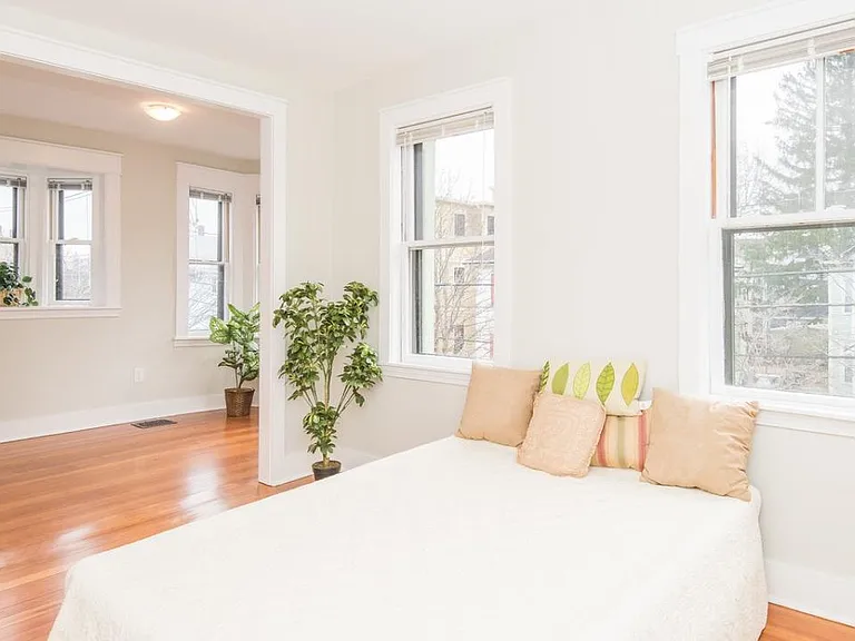 Second level bedroom