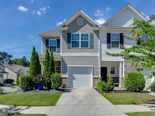 4694 Beacon Ridge Ln, Flowery Branch, GA 30542