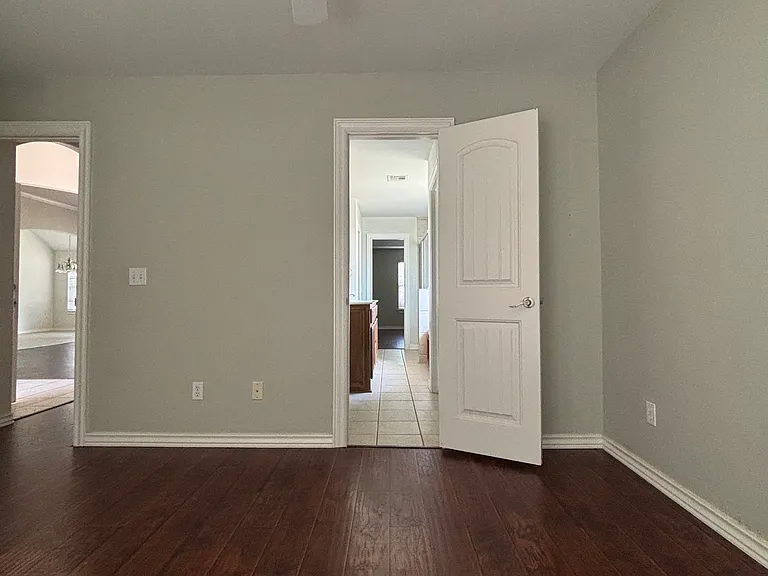 2301 NW 151st St — Photo 7