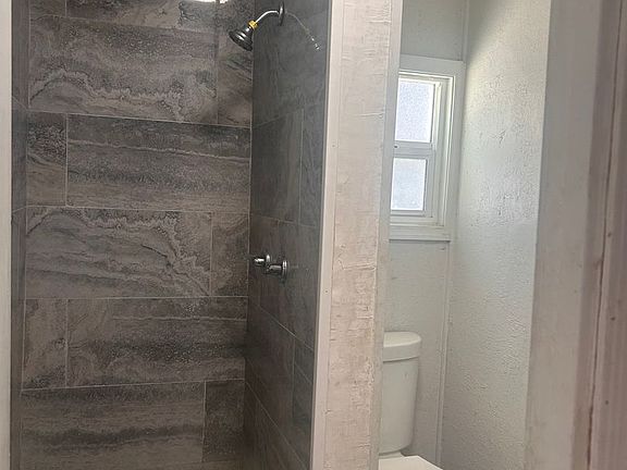 3rd image of 9238 N 7th Ave #7TH9238-07
