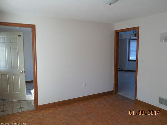 3rd image of 54 Westwood Dr