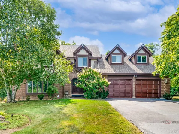 1545 Chickamauga Ln, Long Grove, IL 60047